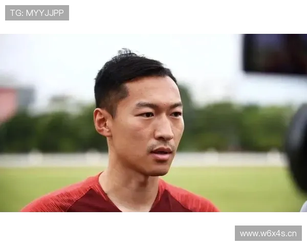 吴曦持续关注苏超盼南京队凯旋